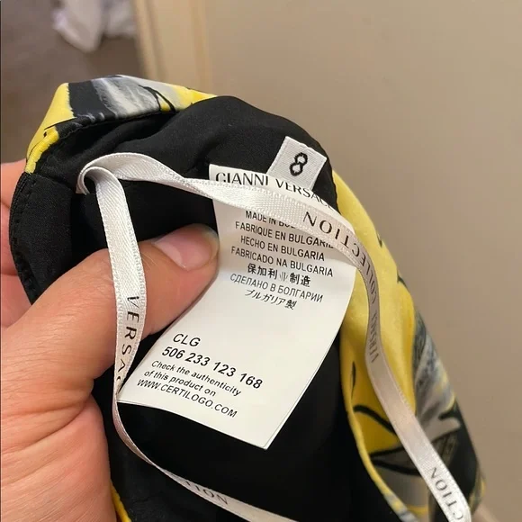 Versace, Elegant Yellow and Black Sleeveless Dress